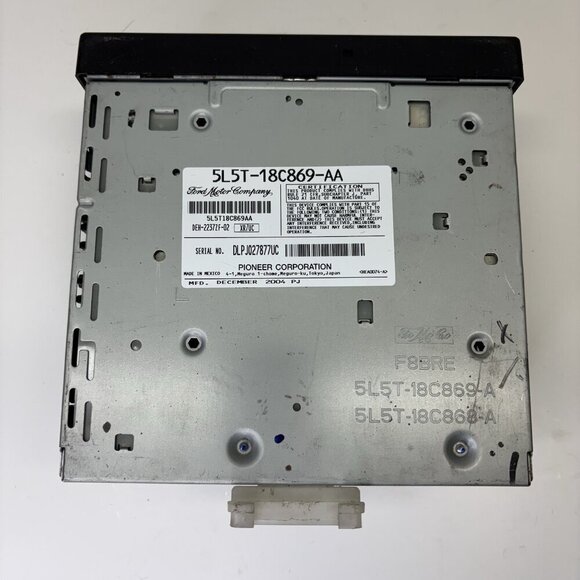 2004-2007 Ford Ranger AM FM Radio Stereo CD MP3 Player 5L5T-18C869-AA OEM - Picture 9 of 10